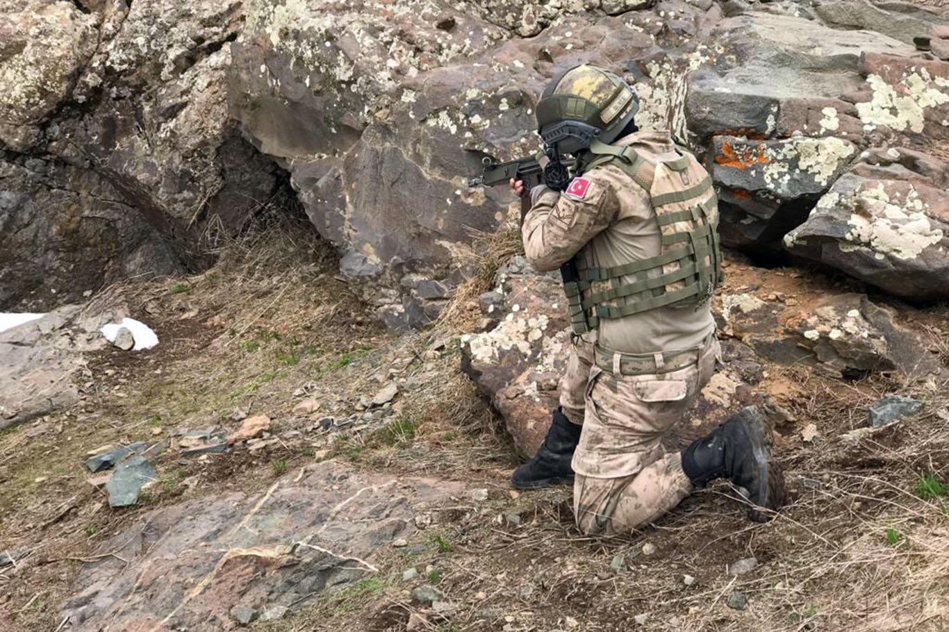 Hakurk'ta 2 PKK'li daha öldürüldü